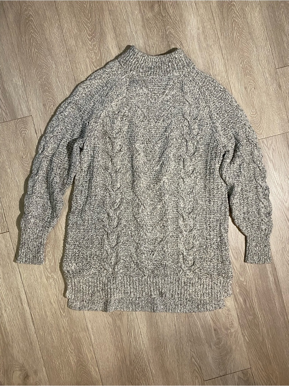 💜 Old Navy Cable Knit Sweater XL